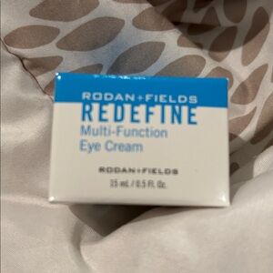 Rodan + Fields Versatile Eye Cream with Botanical Extracts
